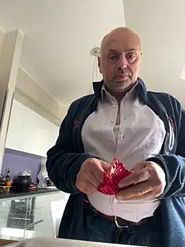 Snapshot of pantomax chatting on February 25, 2:16 pm pantomax online show from February 25, 2:16 pm