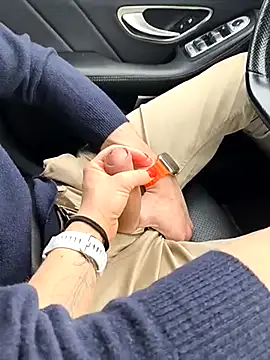 Snapshot of Secret_couple_ chatting on March 12, 3:29 pm Secret couple online show from March 12, 3:29 pm