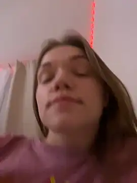 KitteCat online show from October 28, 3:25 pm