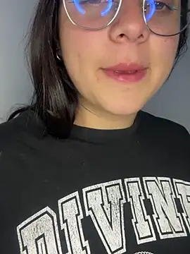 Cassie-millers online show from December 10, 4:27 pm