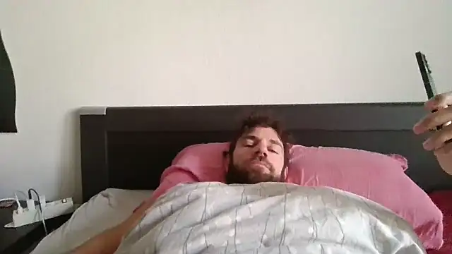 alpha-hunk online show from October 29, 7:32 am