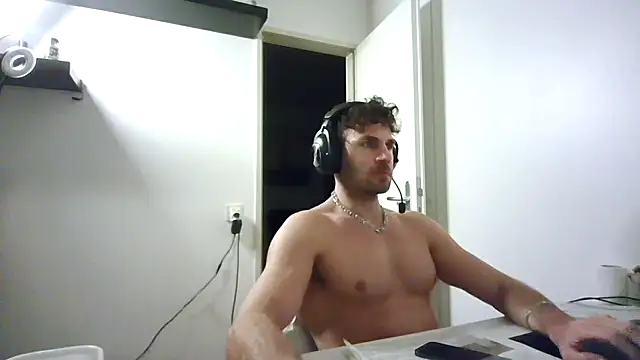 alpha-hunk online show from December 13, 7:53 pm