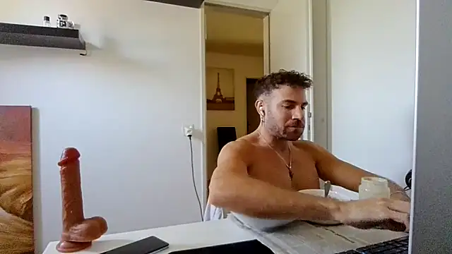alpha-hunk online show from May 26, 10:22 am