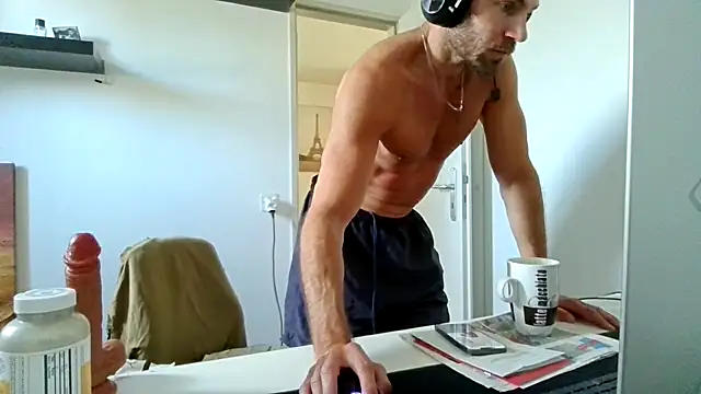 alpha-hunk online show from June 3, 2:33 pm