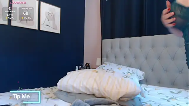 BustyBonnieUK online show from March 4, 1:49 pm