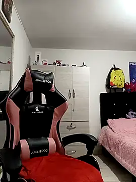 Lucyy-hess online show from December 14, 11:12 pm