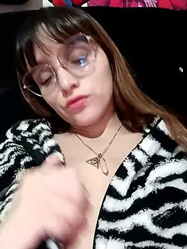 Lucyy-hess online show from December 16, 3:51 am