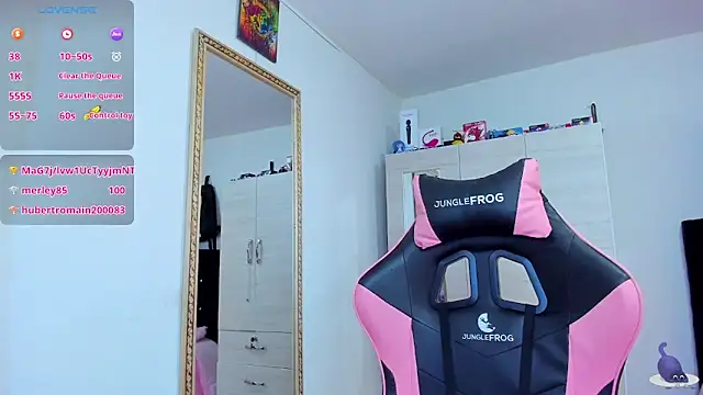 Lucyy-hess online show from December 19, 6:23 pm