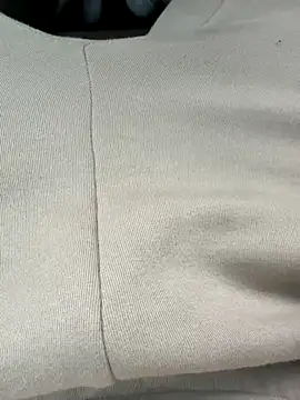 Snapshot of bigbeast19393 chatting on November 30, 8:24 pm bigbeast19393 online show from November 30, 8:24 pm