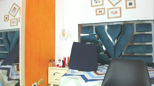 LolaBoobs online show from July 12, 1:02 pm