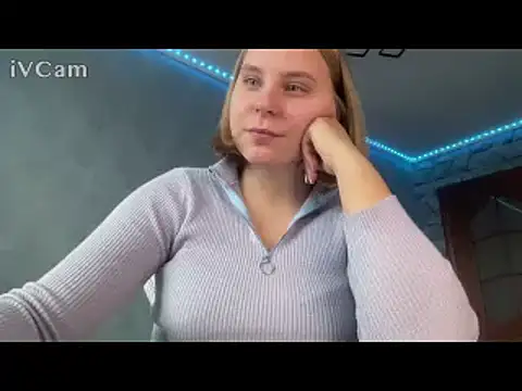 Snapshot of Thalia__Star chatting on December 22, 10:49 am Thalia Star online show from December 22, 10:49 am