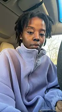 choclatepeaach online show from January 15, 11:30 pm