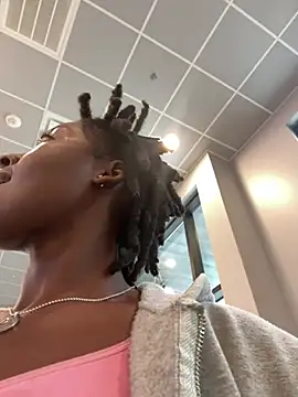 choclatepeaach online show from March 2, 8:26 pm