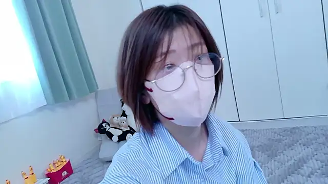 Risa 06 online show from May 10, 5:01 am