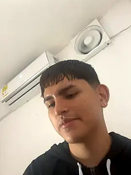 Lyam ap online show from November 14, 2:21 am