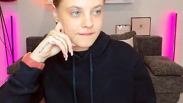 rora skyline online show from October 23, 7:45 pm