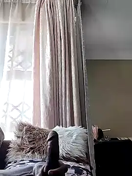 skinnybuddy online show from December 11, 12:23 pm