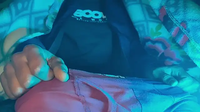 Snapshot of scmylife chatting on November 28, 8:44 pm scmylife online show from November 28, 8:44 pm