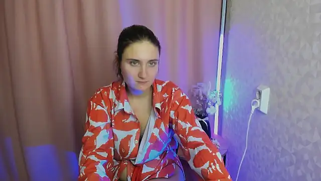 Miss Elsa  online show from November 14, 10:47 am