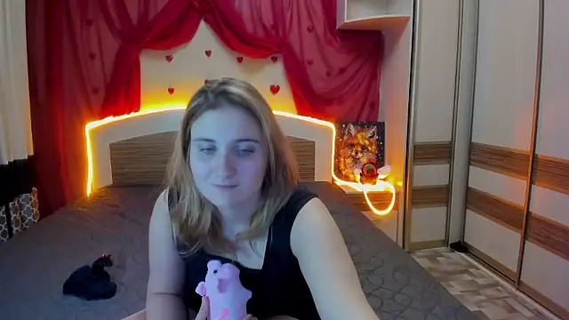 Miss Elsa  online show from January 10, 4:20 pm