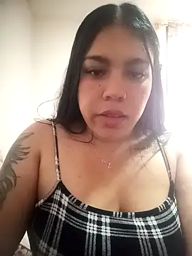 Laiia Page online show from March 10, 3:39 pm