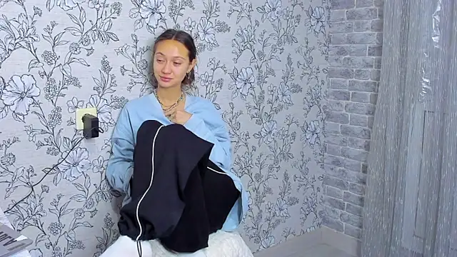 EllaSky xoxo online show from November 27, 1:51 am