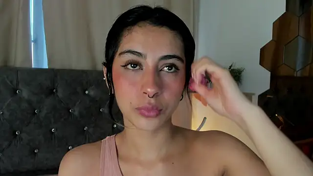 Alyssa jones online show from February 27, 3:01 pm