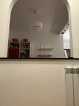 Snapshot of Nala_95 chatting on December 18, 8:25 pm Nala 95 online show from December 18, 8:25 pm