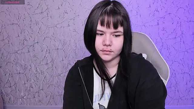 ClaireFaers  online show from June 1, 2:24 am
