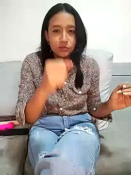 cami victoria online show from February 10, 10:30 pm