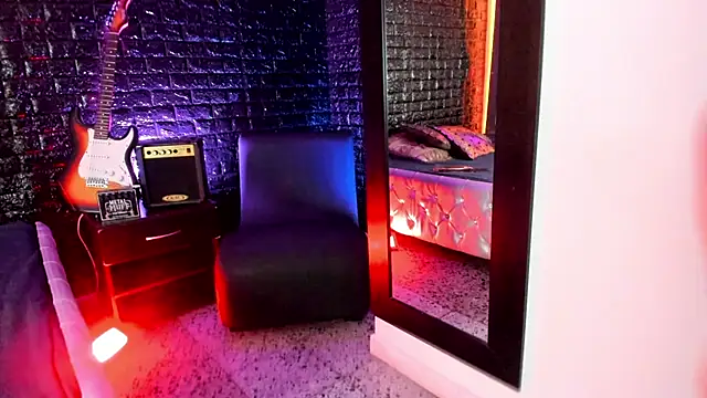 Snapshot of Calliope_dark chatting on December 23, 2:28 pm Calliope dark online show from December 23, 2:28 pm