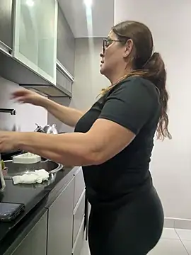 AntonellaAlondra4 online show from January 17, 3:39 pm