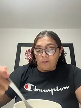 AntonellaAlondra4 online show from April 20, 2:03 am