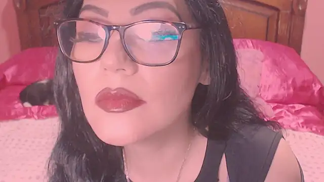 Snapshot of Ary_z chatting on December 17, 4:01 am Ary z online show from December 17, 4:01 am