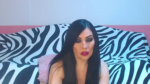 Snapshot of Ary_z chatting on January 8, 12:35 am Ary z online show from January 8, 12:35 am