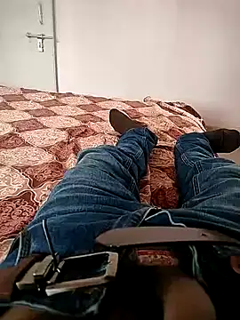 Snapshot of Sanjaysharmarbl chatting on January 1, 6:05 am Sanjaysharmarbl online show from January 1, 6:05 am