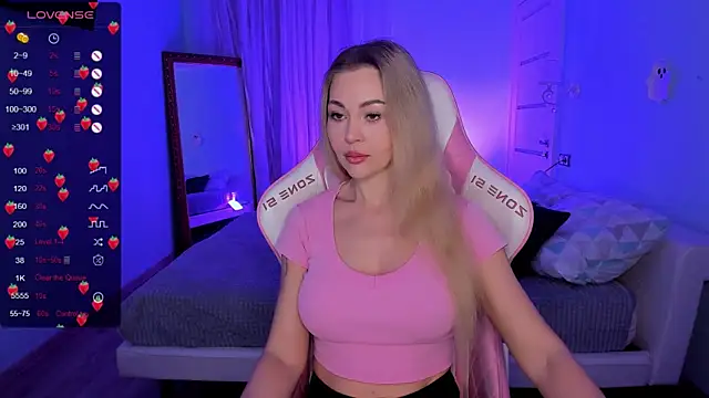 AdeleRoberts online show from December 5, 1:58 am