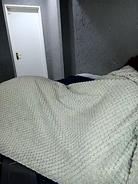 slimcate91 online show from November 29, 9:40 pm