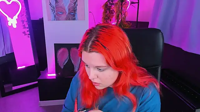 NielletaBlossom online show from December 26, 5:04 am