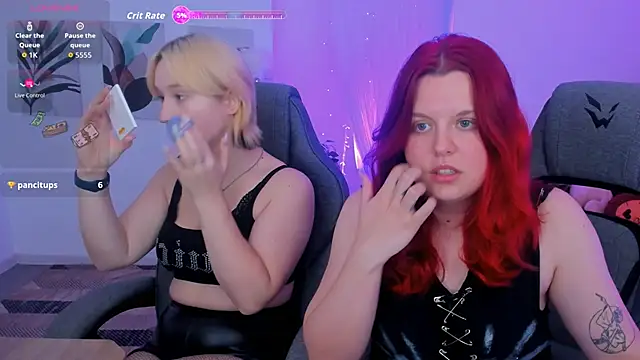 NielletaBlossom online show from October 31, 5:30 am