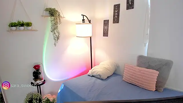 sara sweet9 online show from March 22, 4:15 pm