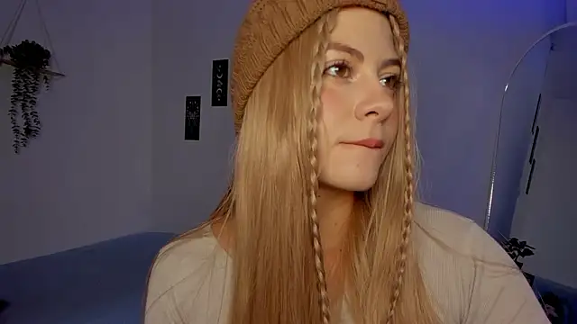 sara sweet9 online show from March 18, 11:08 pm