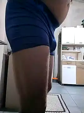 Snapshot of LOIROGOSTOSO87 chatting on January 30, 9:15 am LOIROGOSTOSO87 online show from January 30, 9:15 am