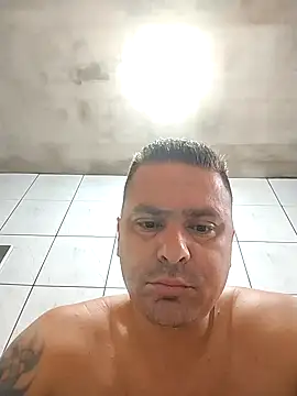 Snapshot of LOIROGOSTOSO87 chatting on February 1, 11:10 am LOIROGOSTOSO87 online show from February 1, 11:10 am