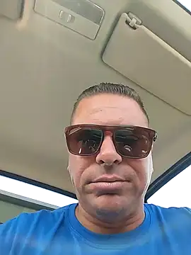 Snapshot of LOIROGOSTOSO87 chatting on February 12, 2:32 pm LOIROGOSTOSO87 online show from February 12, 2:32 pm