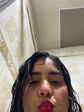 Snapshot of Urlovex1 chatting on February 8, 2:04 am Urlovex1 online show from February 8, 2:04 am