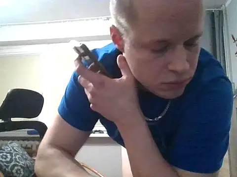 seniorVargas online show from November 5, 6:41 pm