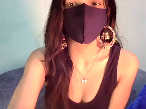 Snapshot of Cute_Alaina chatting on February 3, 1:52 am Cute Alaina online show from February 3, 1:52 am