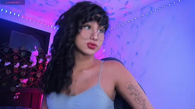 Heka Prudence online show from January 21, 3:04 am