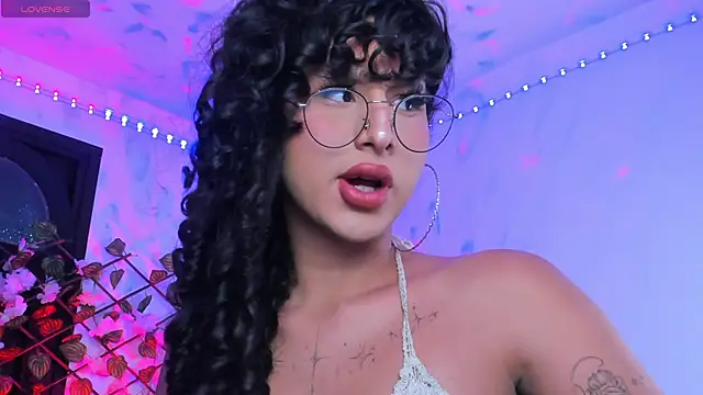 Heka Prudence online show from January 28, 4:08 am